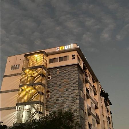 Smart Condominium Bldg, Cagayan De Oro City 外观 照片